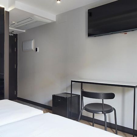 Hostal Espoz Y Mina Pamplona Dış mekan fotoğraf