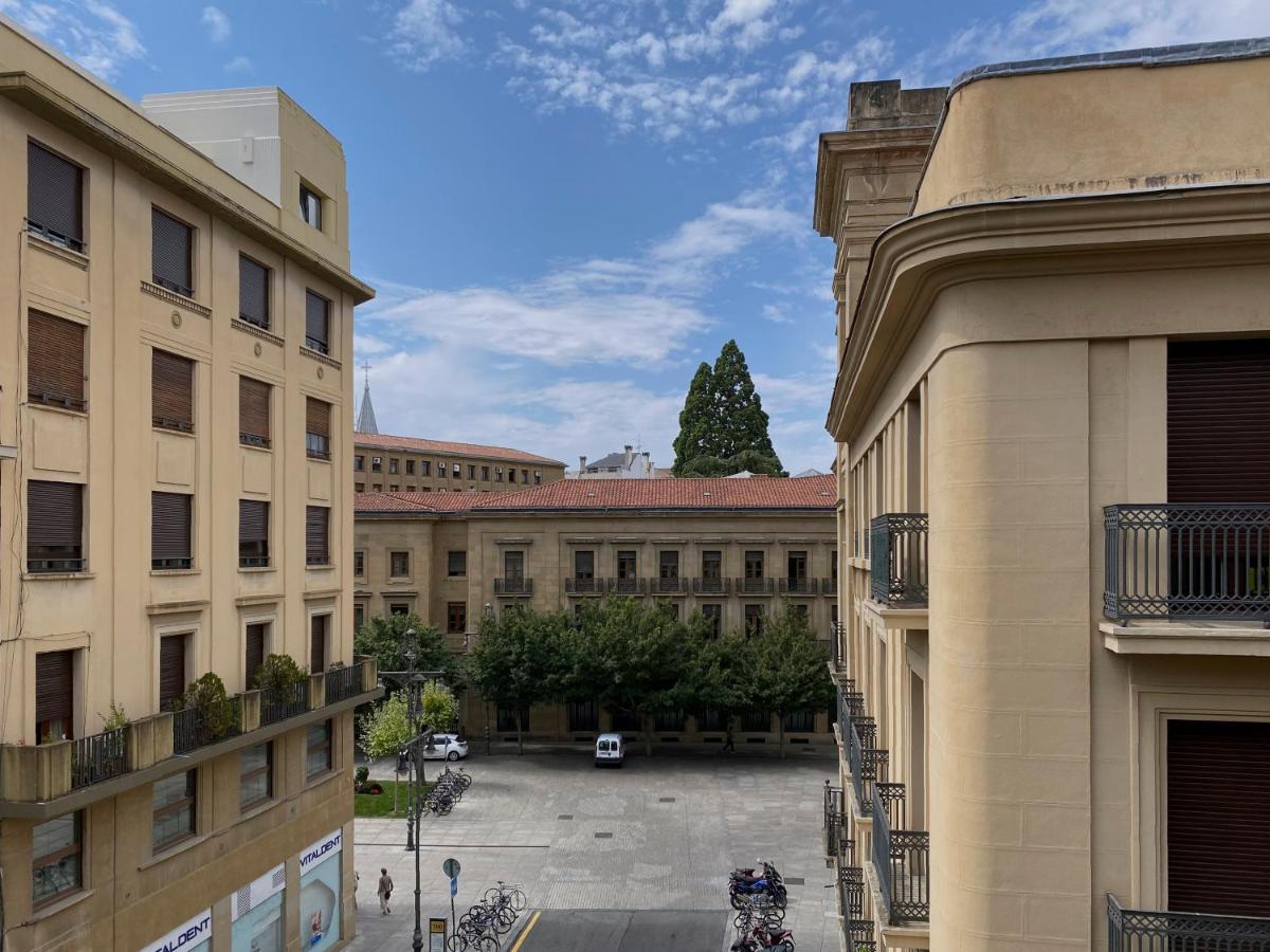 Hostal Espoz Y Mina Pamplona Dış mekan fotoğraf