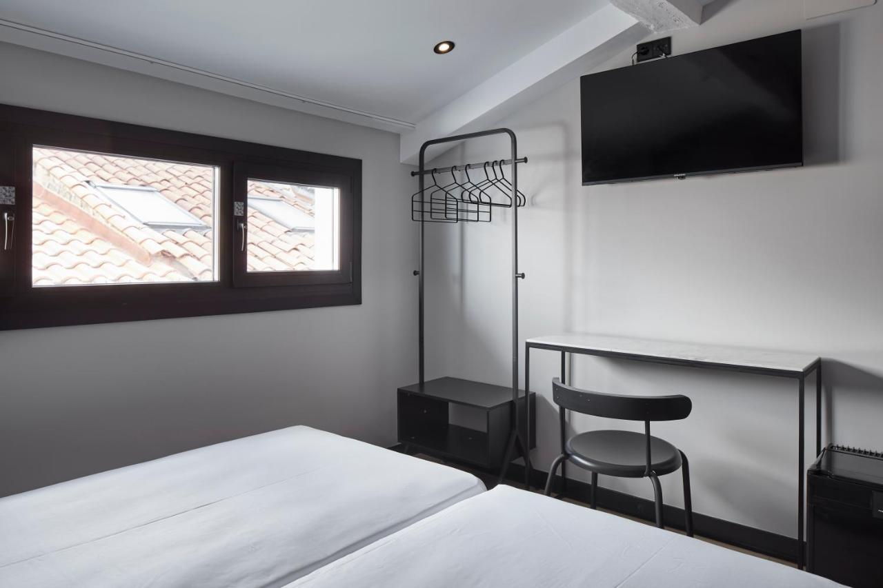 Hostal Espoz Y Mina Pamplona Dış mekan fotoğraf