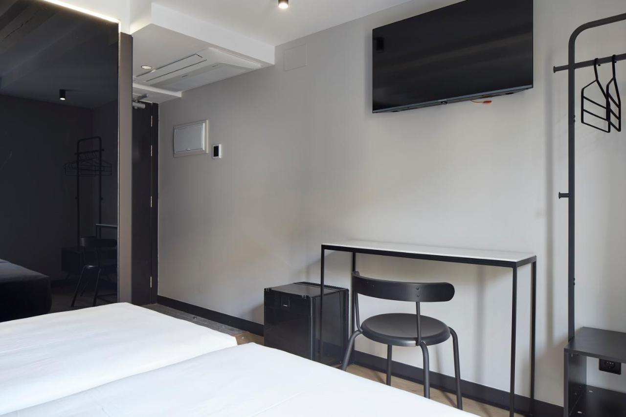 Hostal Espoz Y Mina Pamplona Dış mekan fotoğraf